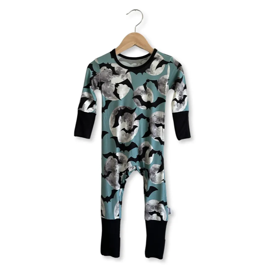 Go Bat to Sleep Mini Ribbed Day to Night Romper