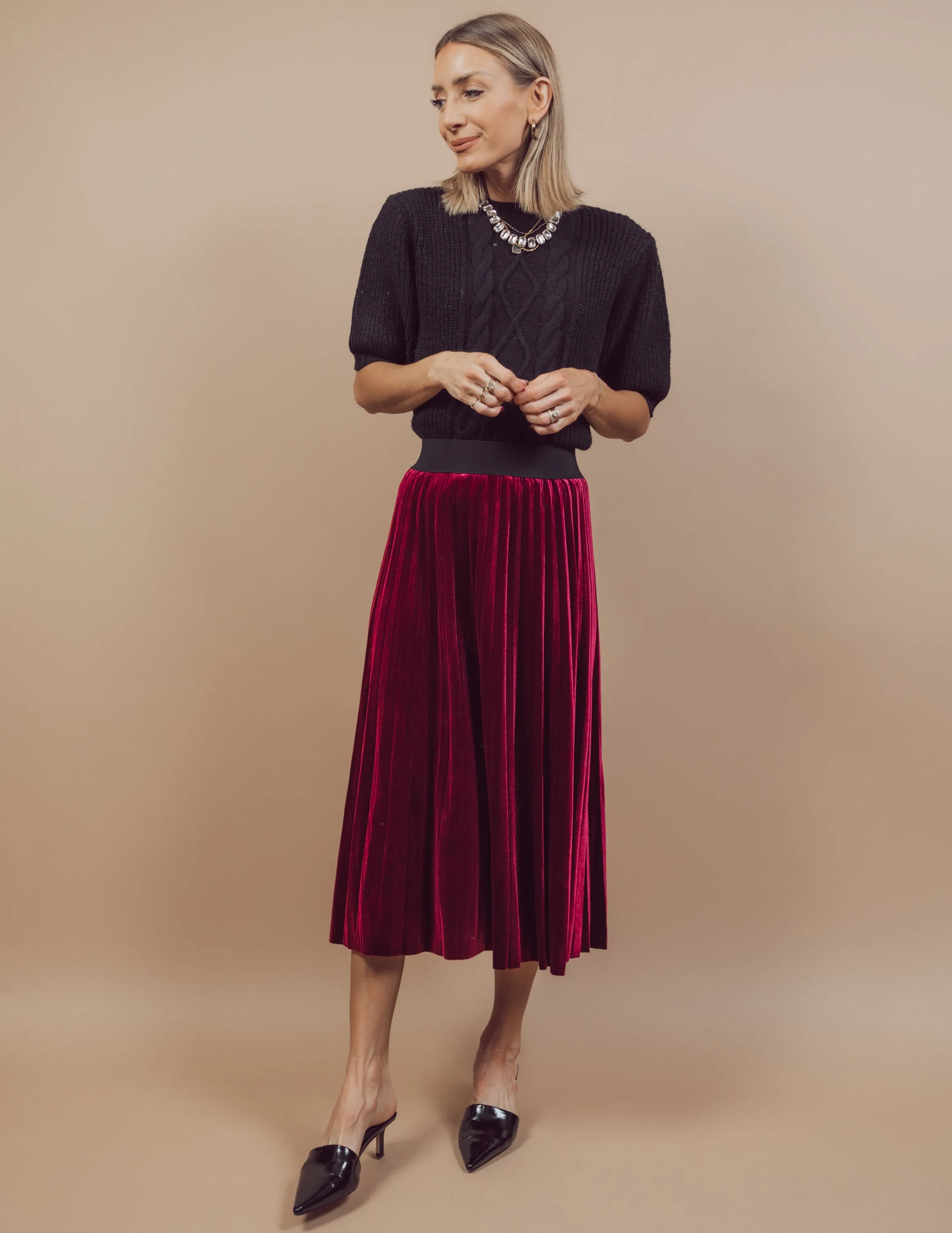 Karyme Velvet Pleated Skirt