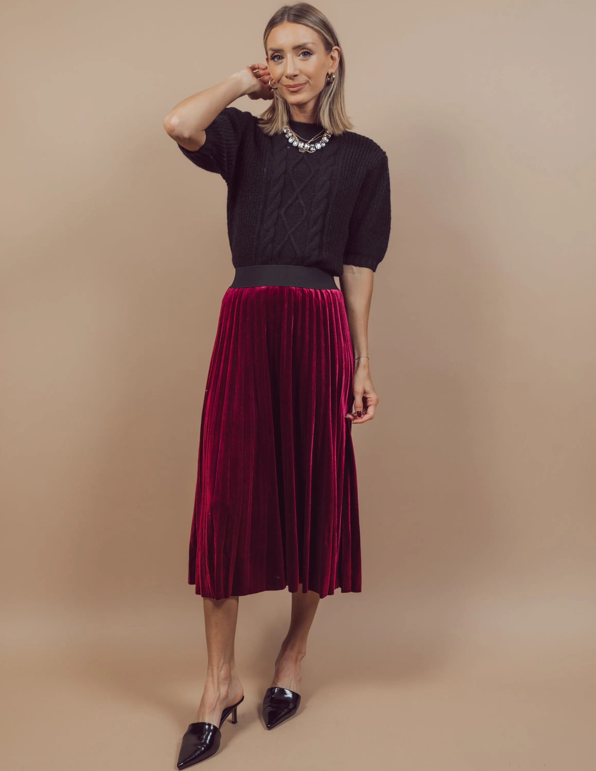 Karyme Velvet Pleated Skirt