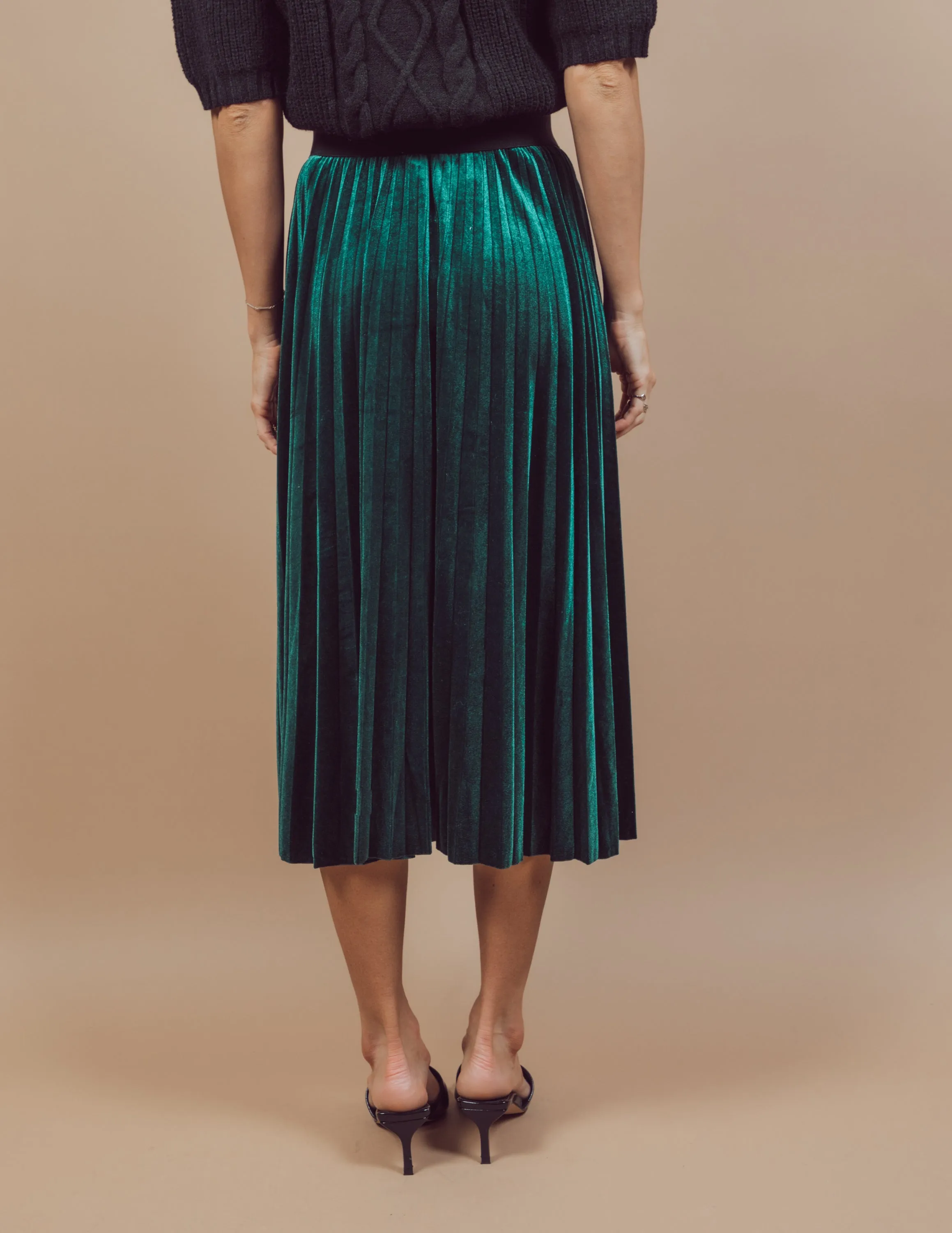 Karyme Velvet Pleated Skirt