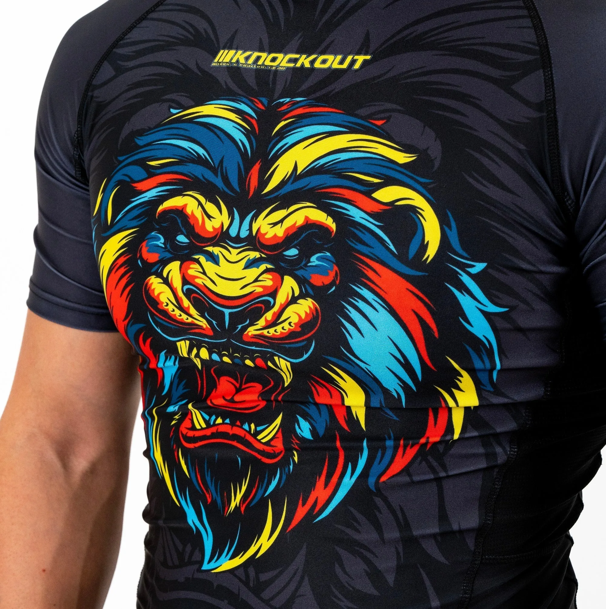 Knockout Lion Rashguard - Short Sleeve