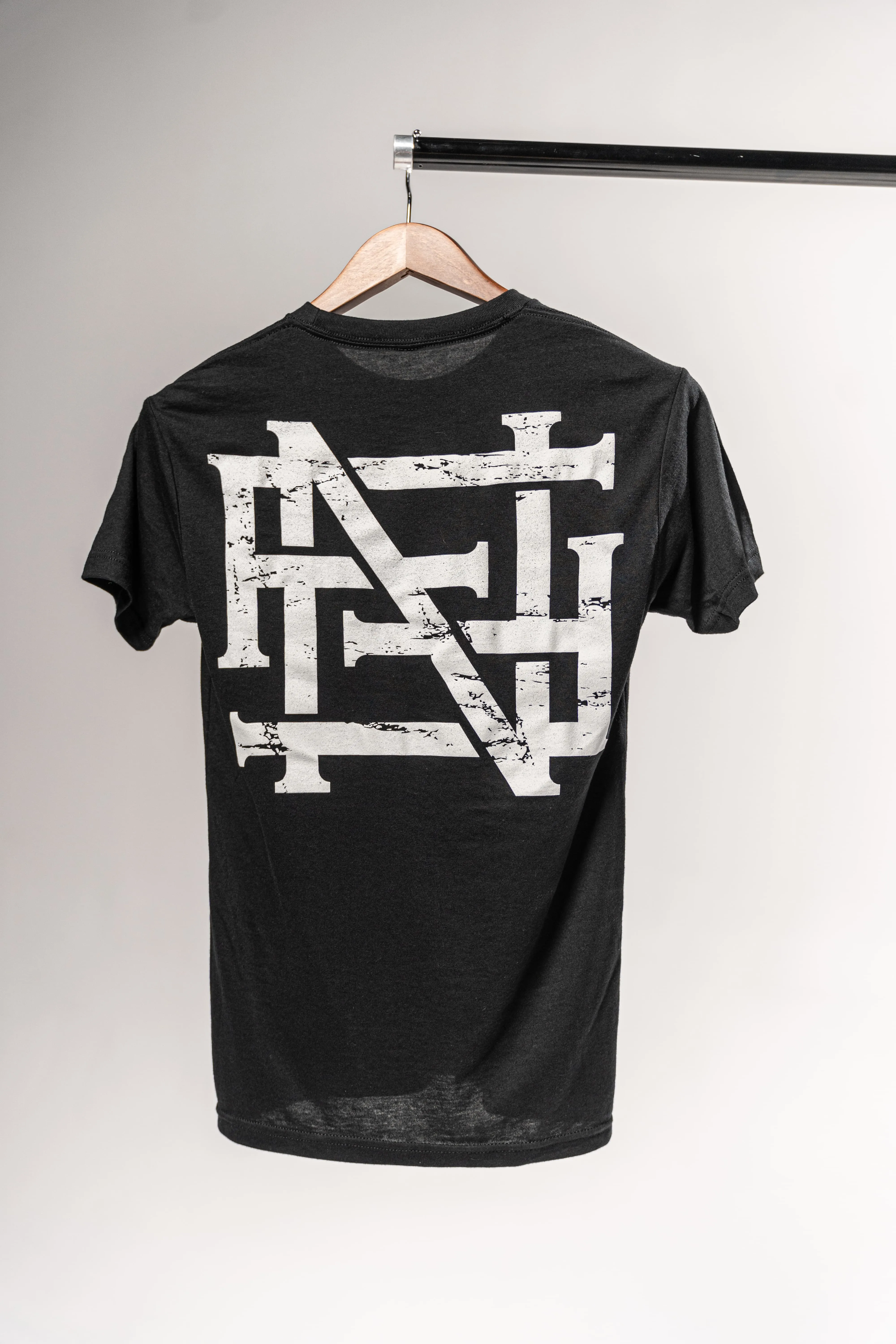 LIGHTNING ARCH TEE - BLACK