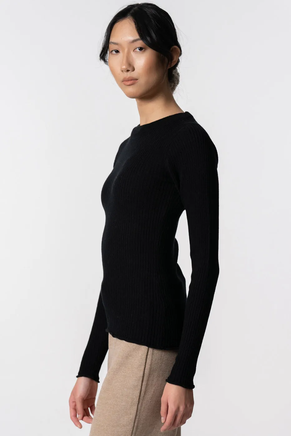 Merino Fitted Rib Sweater