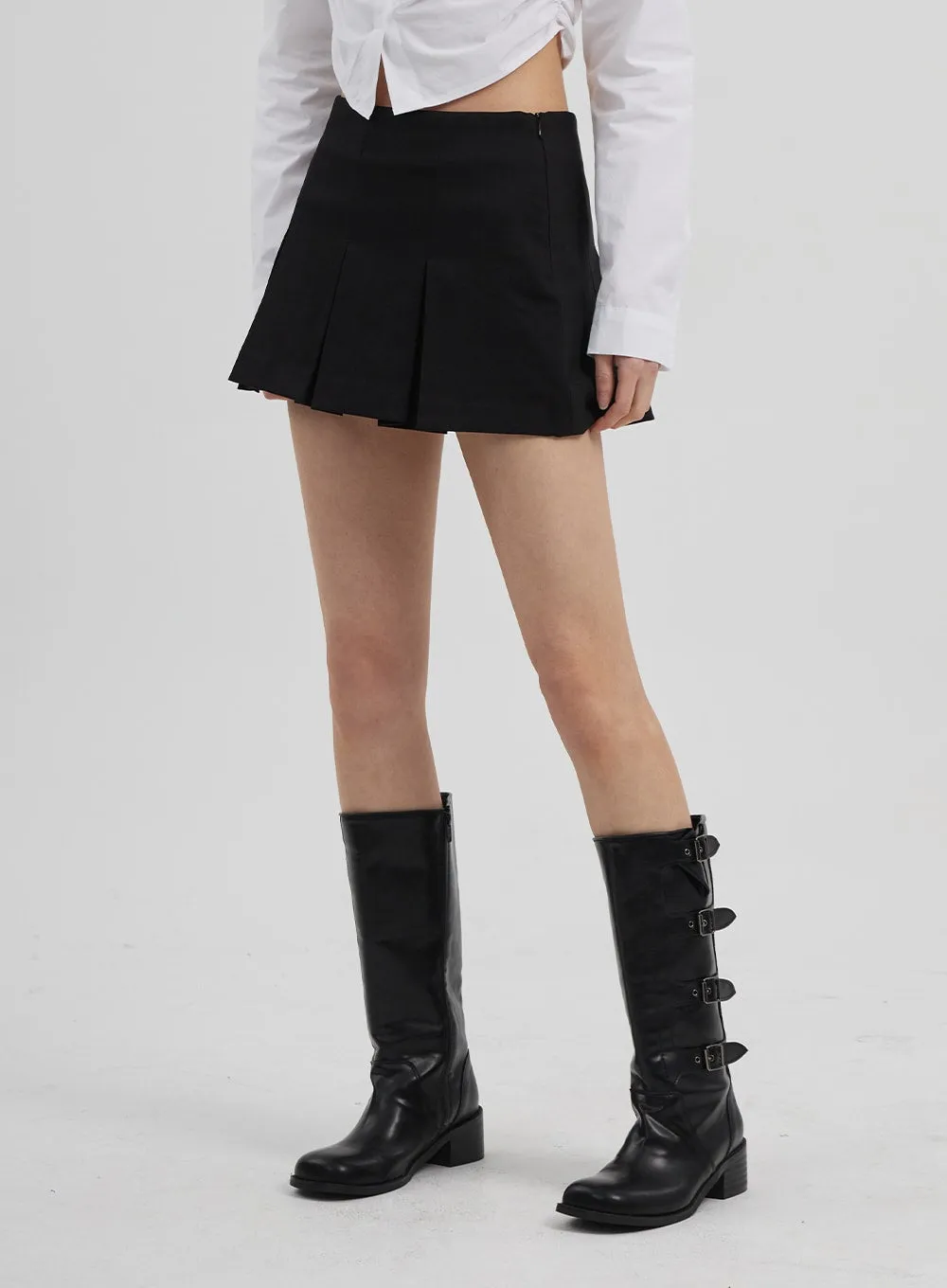 Mid-Rise Pleated Mini Skirt CF308