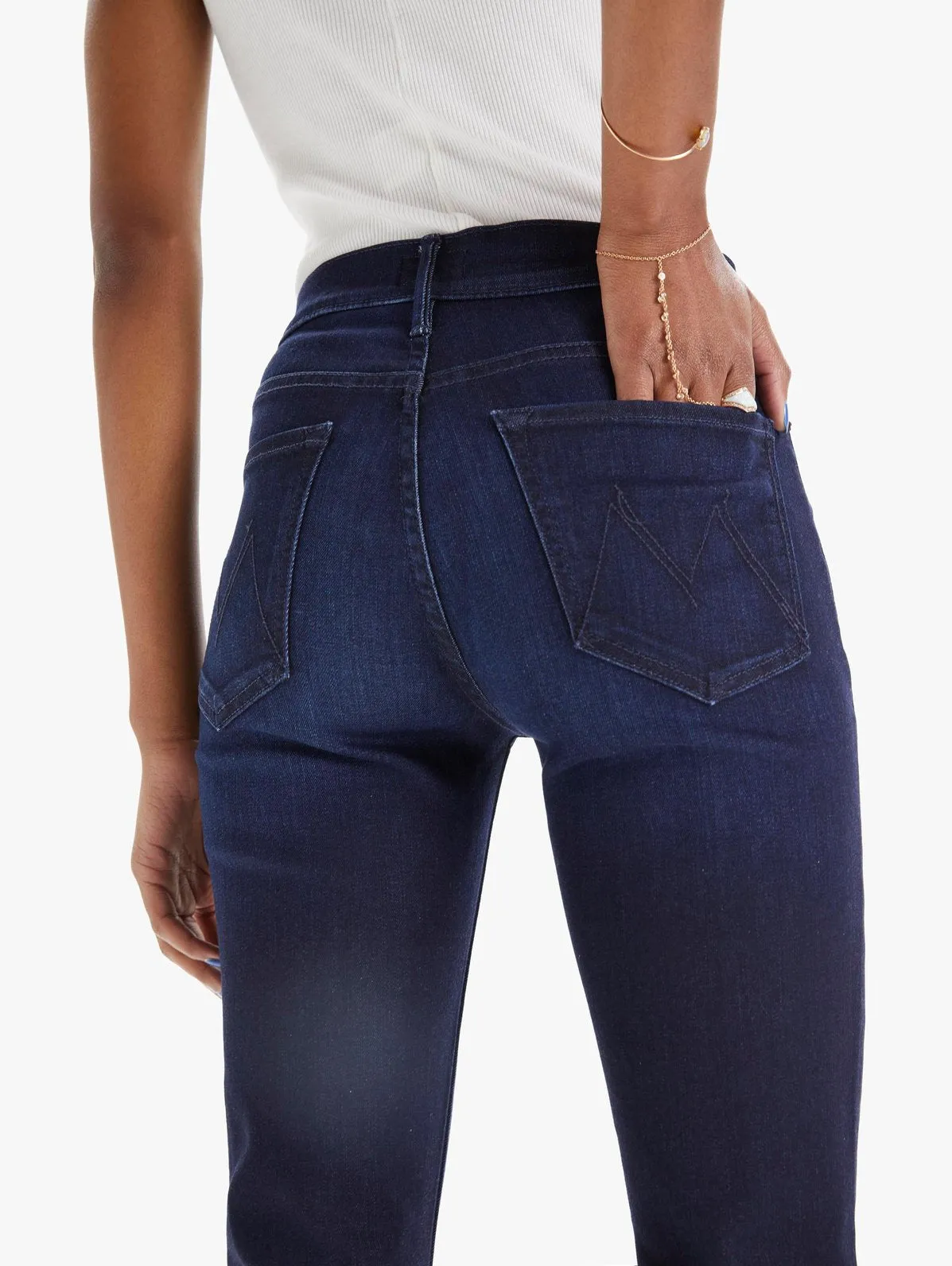 Mother Denim - The Mid Rise Dazzler Ankle Jean in Now or Never