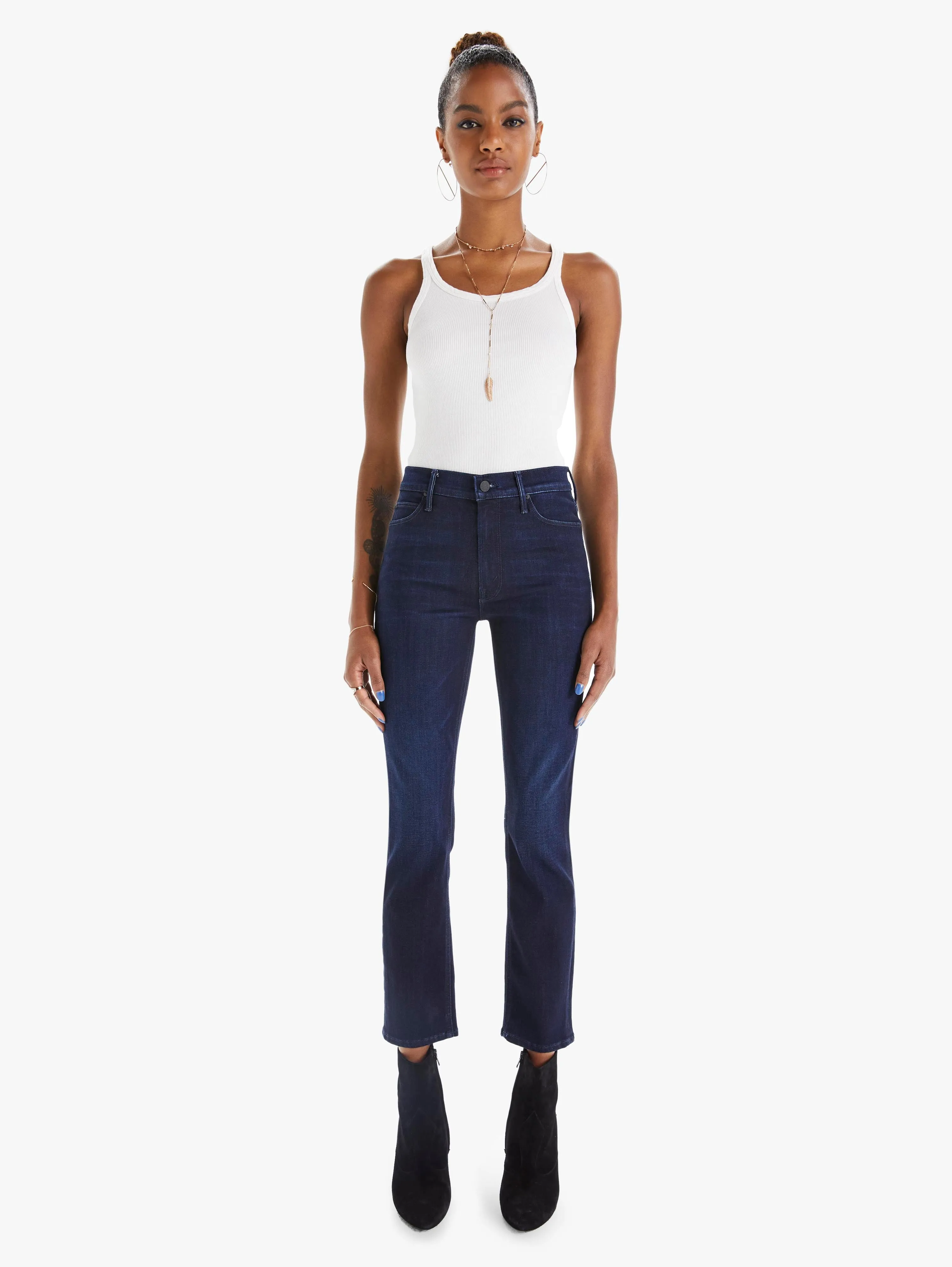 Mother Denim - The Mid Rise Dazzler Ankle Jean in Now or Never