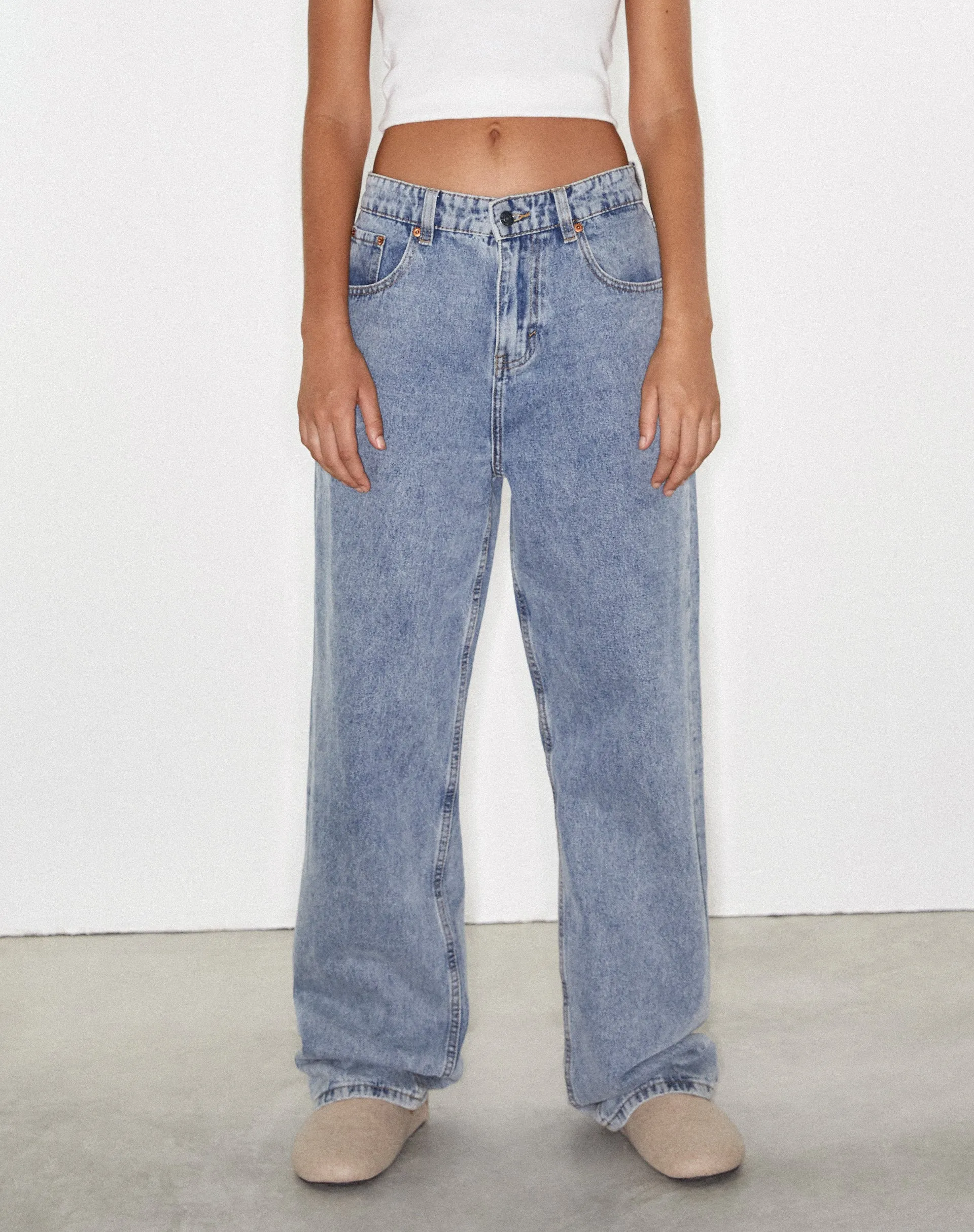 PARALLEL JEAN LIGHT WASH BLUE