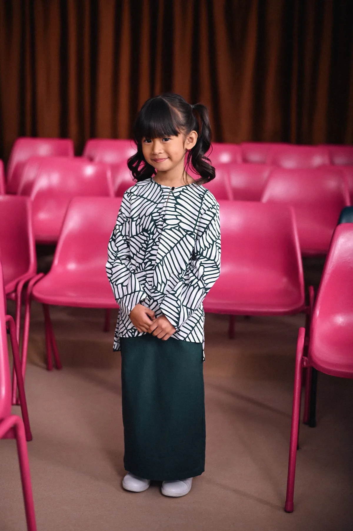 The Dulu Kita Fan Pleats Skirt - Emerald Green