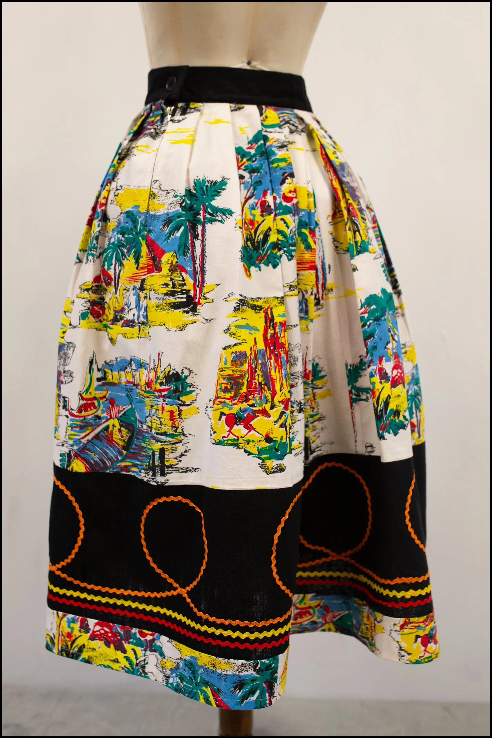 Vintage 1950s World Travel Print Midi Skirt