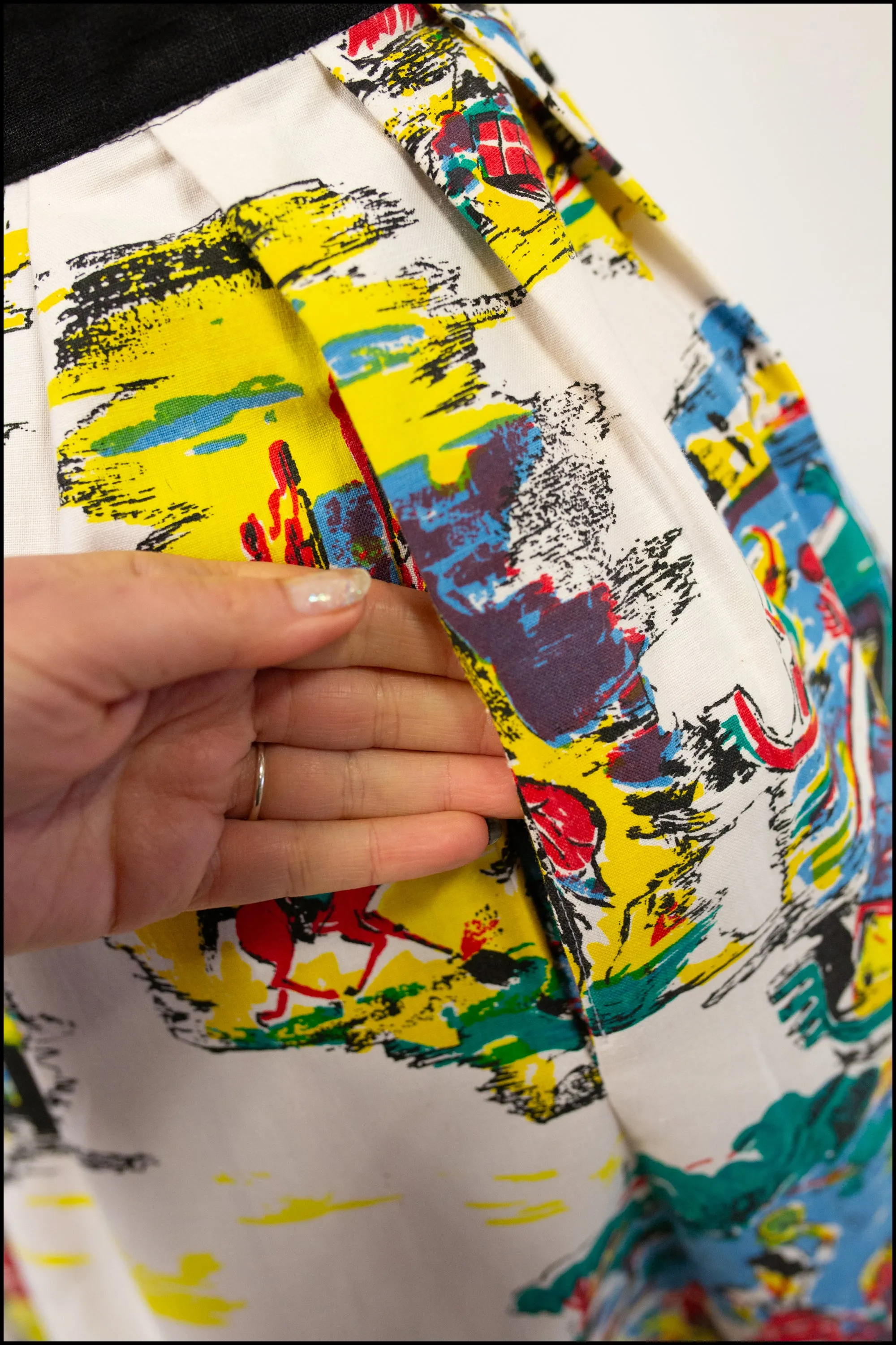 Vintage 1950s World Travel Print Midi Skirt